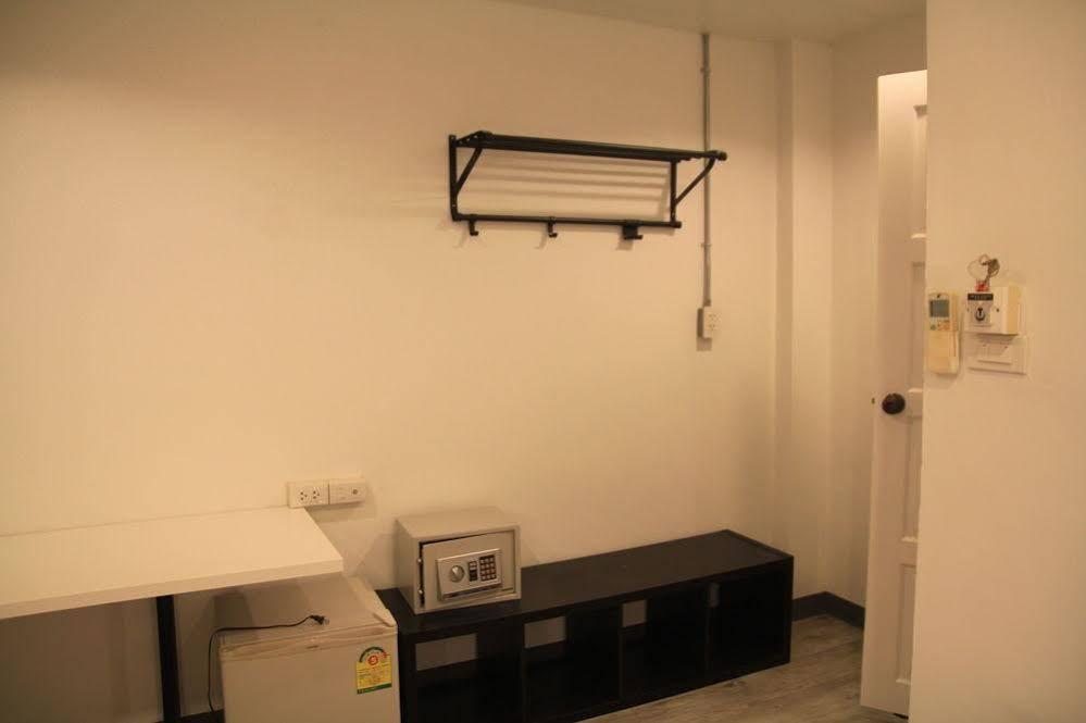 Oyo 437 Hostel Na Nara Bangkok Dış mekan fotoğraf