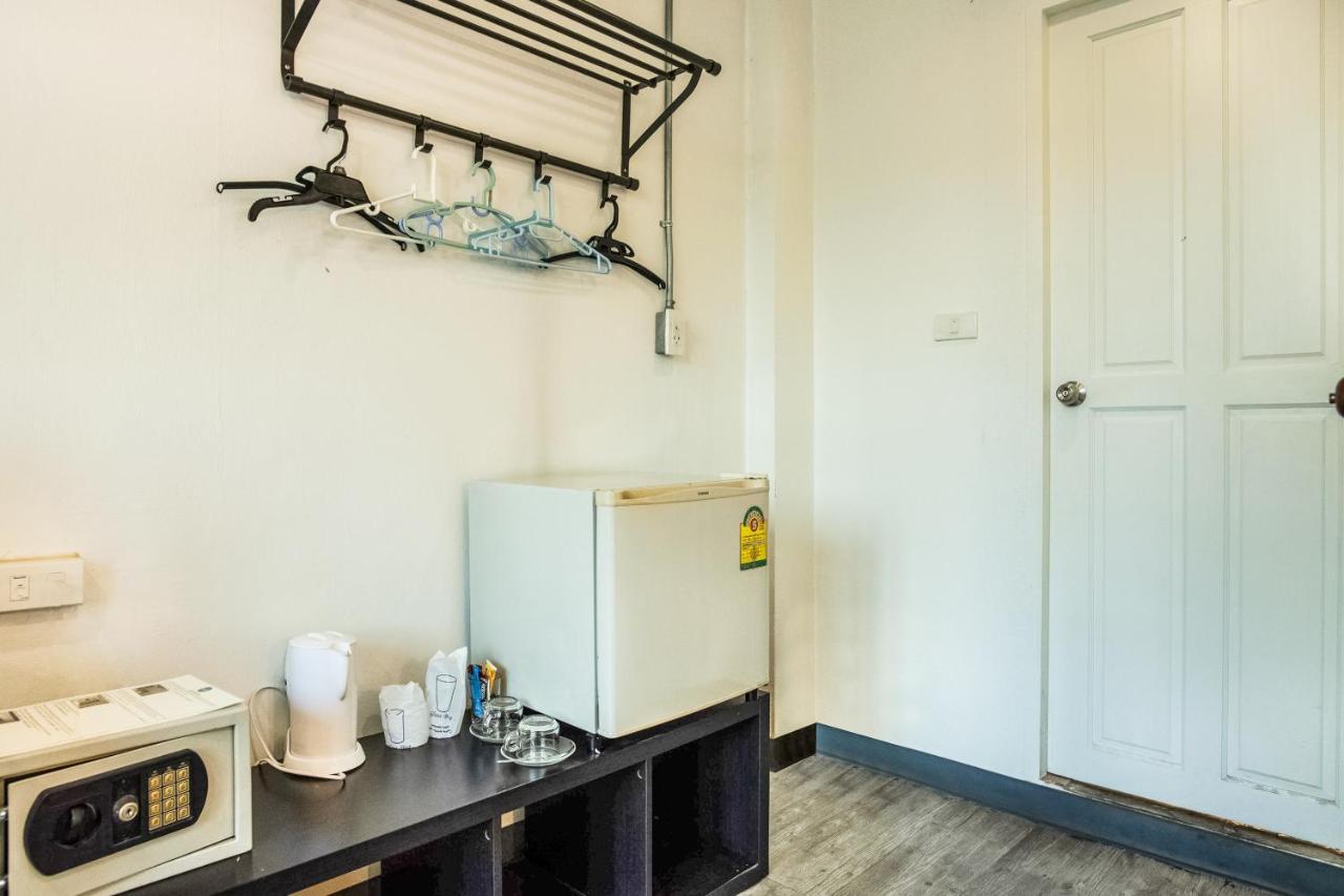 Oyo 437 Hostel Na Nara Bangkok Dış mekan fotoğraf