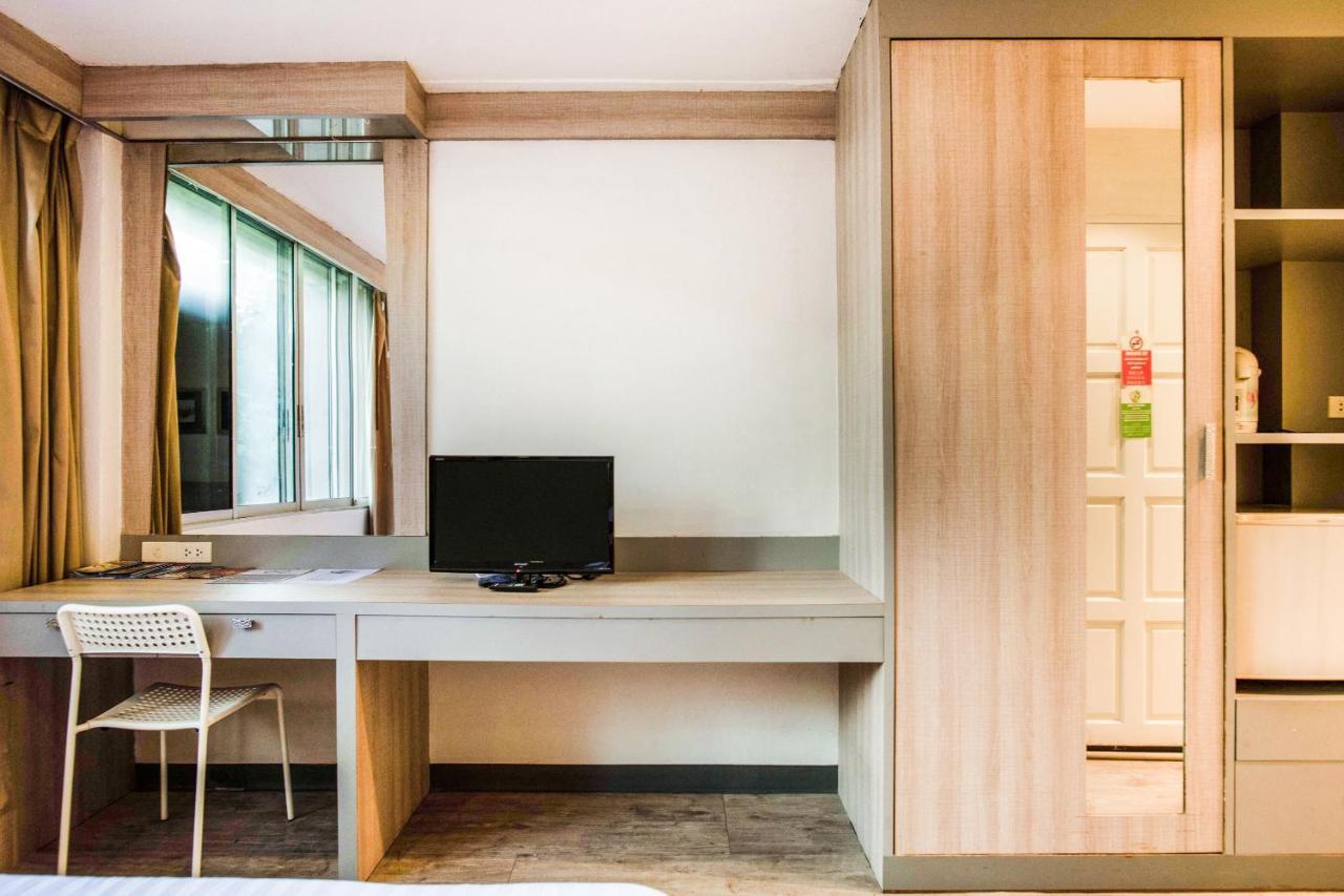 Oyo 437 Hostel Na Nara Bangkok Dış mekan fotoğraf